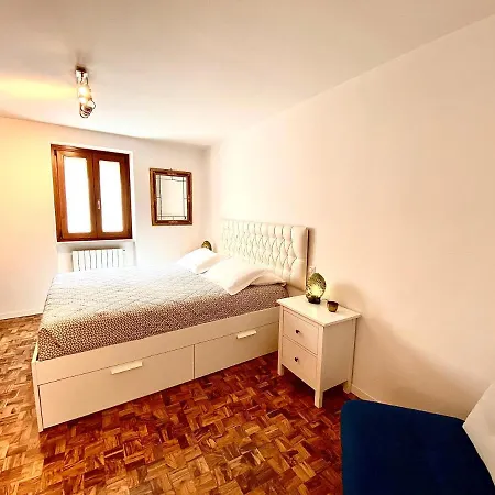 Alice Apartment *